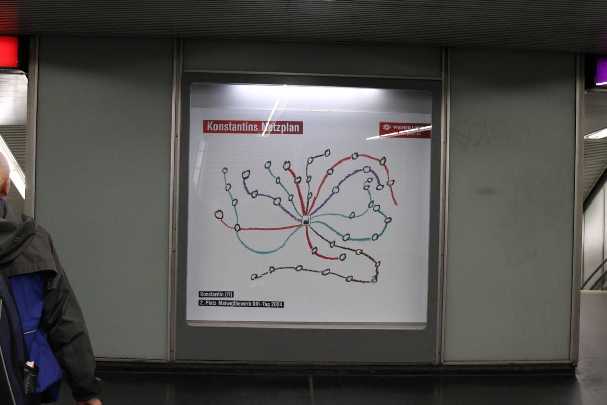 Vienna's subway system map drawn by an 11 year old and a crayon