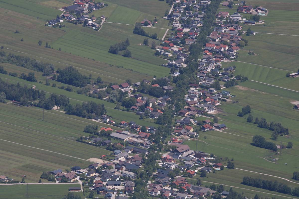 A zoomed-in aerial photo of the street that our booking was on