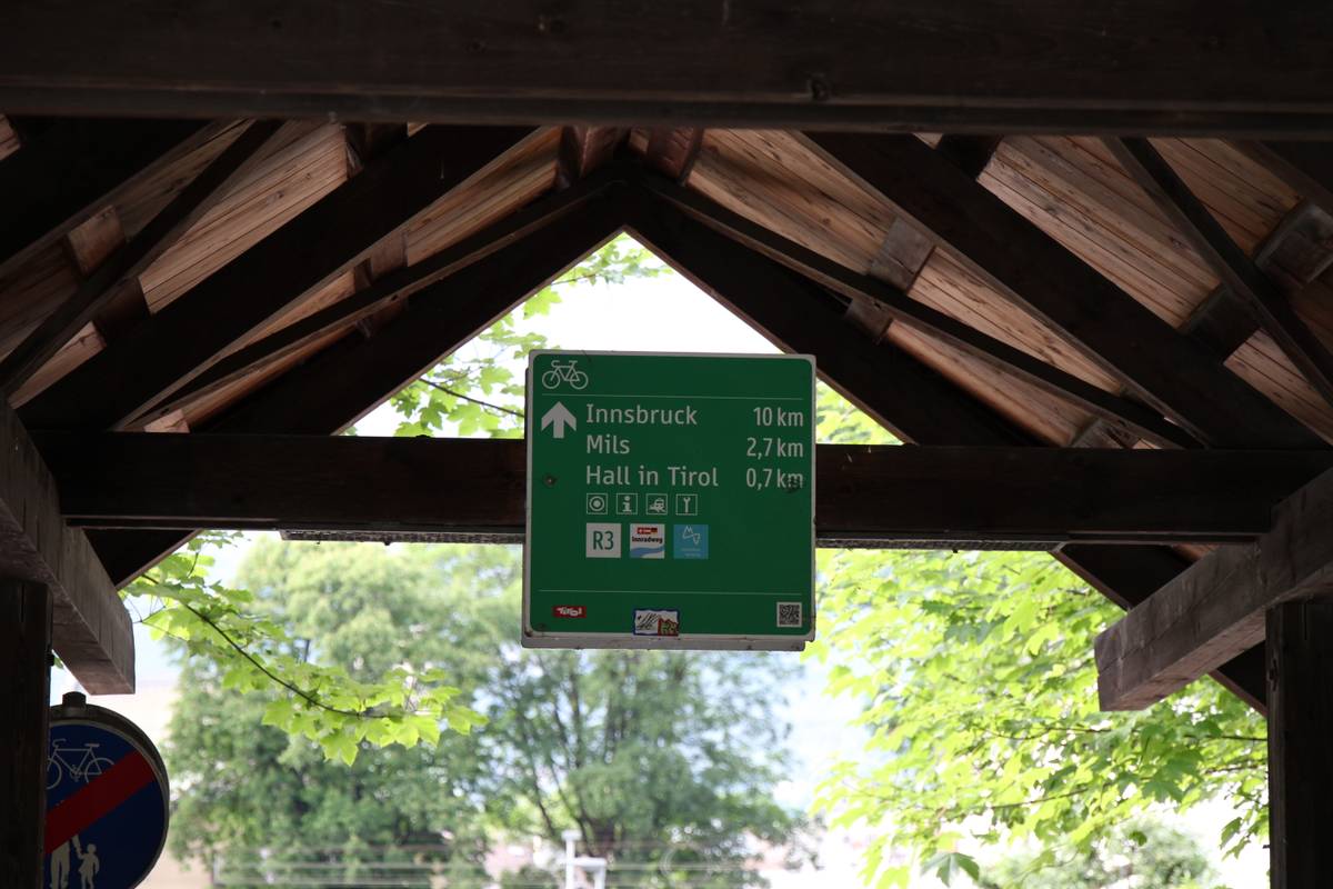 A sign on the bike paths